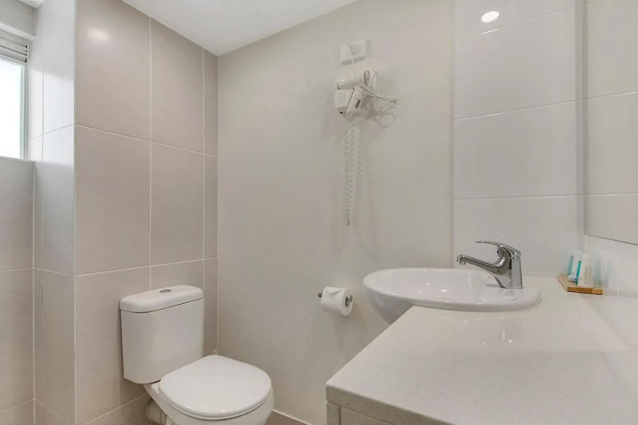 **** Motel Endeavour Inn Emu Park Australia