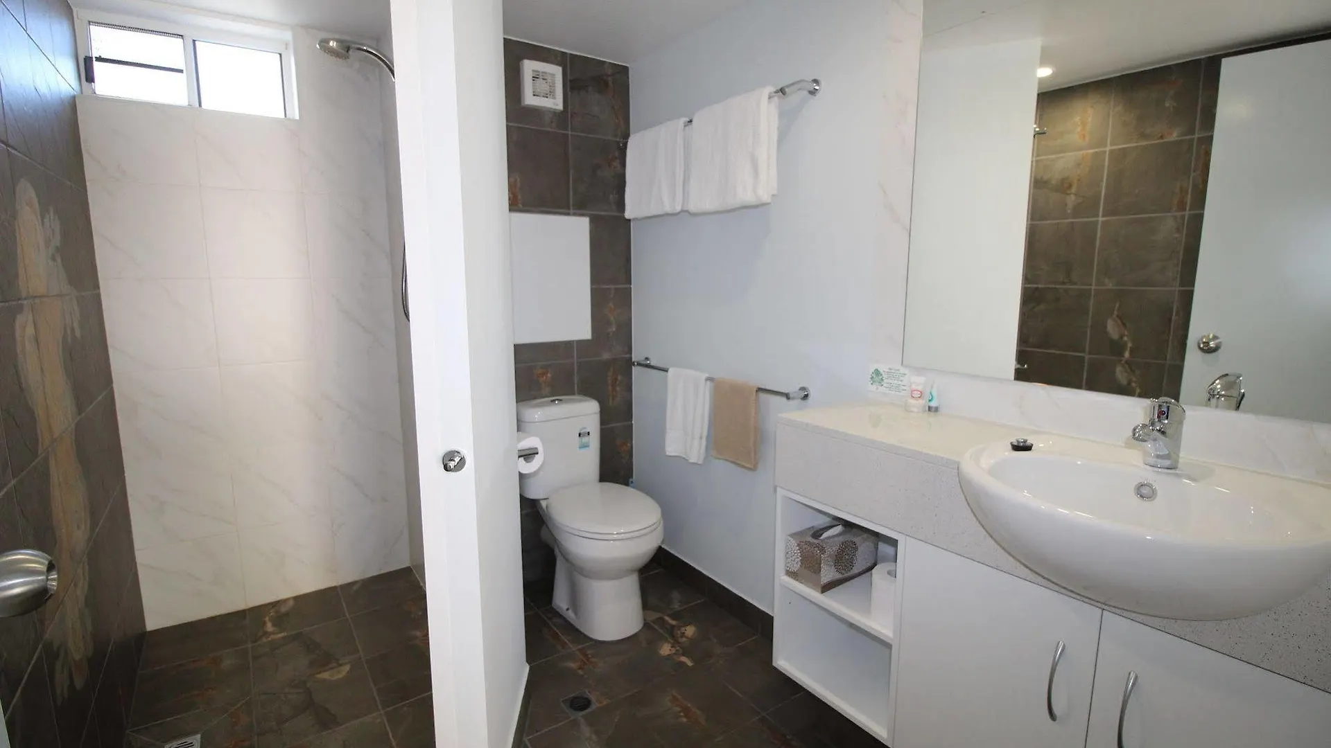 Endeavour Inn Emu Park 4*,